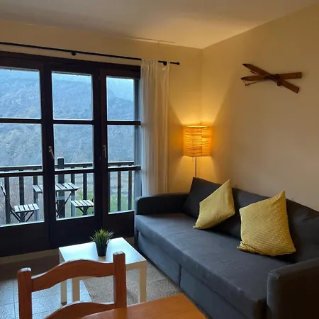 Roxy House - A Pie De Pistas De Espot