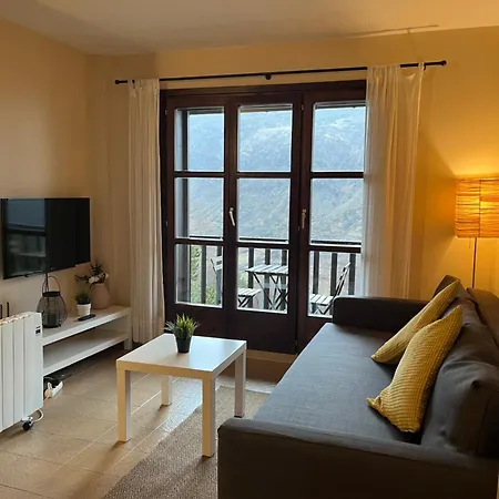 Apartment Roxy House - A Pie De Pistas De *